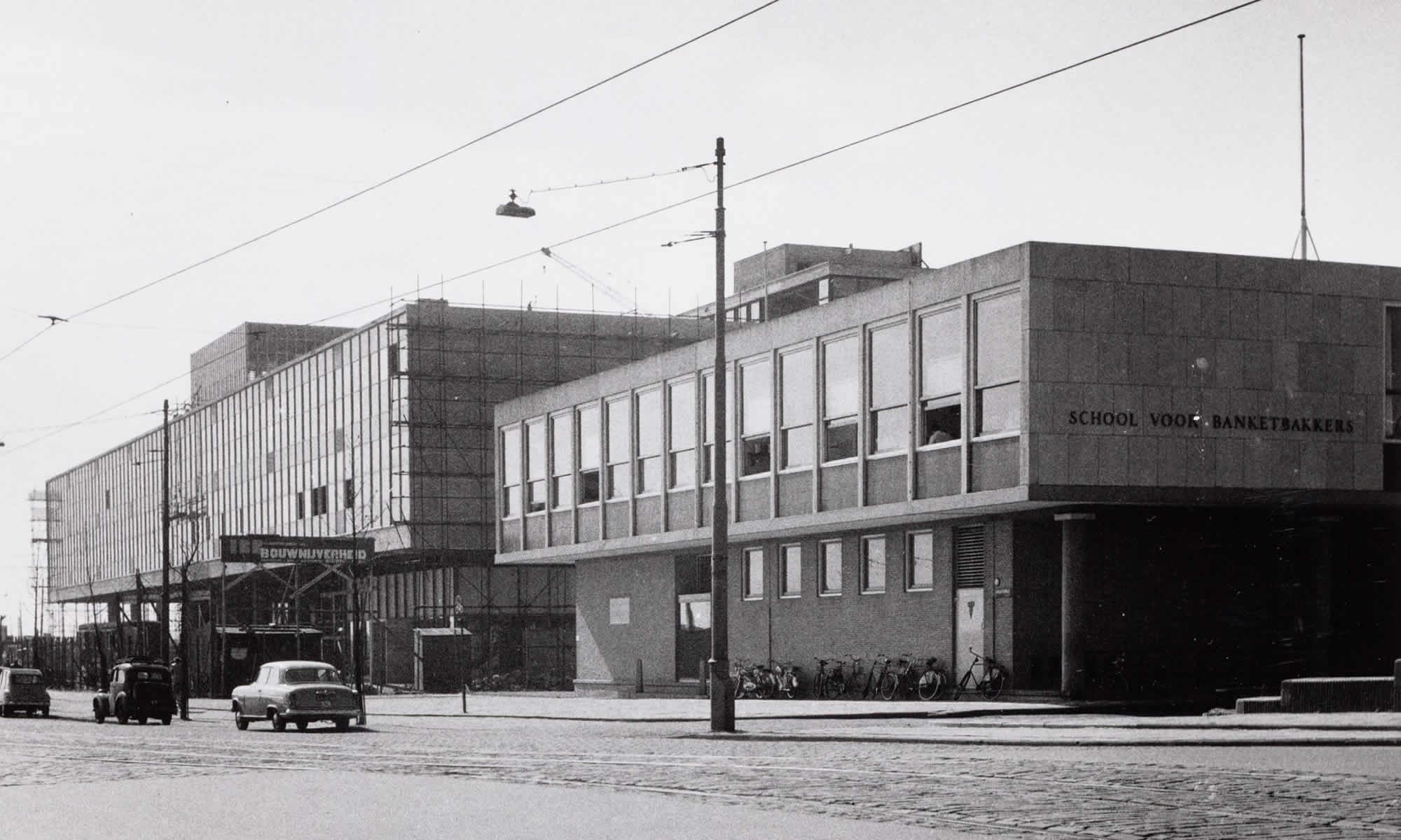Renault gebouw jaren 70
